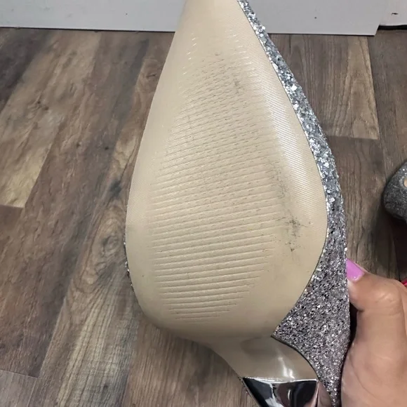 Silver 4 inch heels - Picture 7 of 7